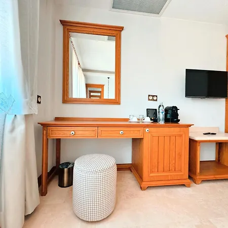 Dilek Hanim Konagi 4*